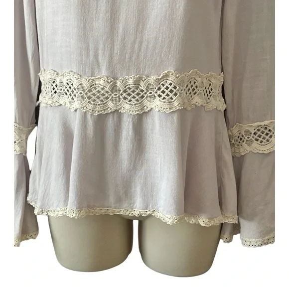 Esley Flare Sleeve Shirt Women's Size Small Lace Trim Cowgirl Western Bohemian - Picture 3 of 11
